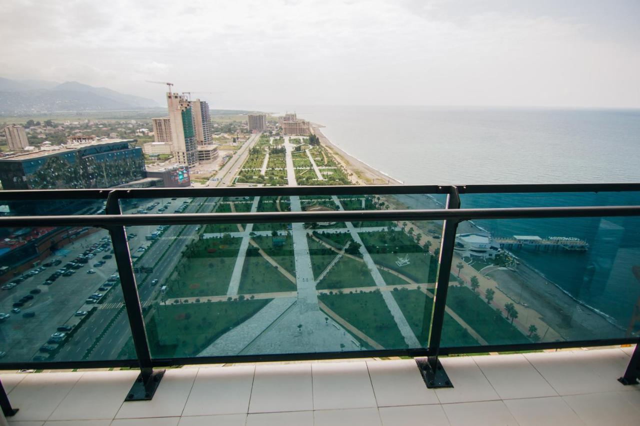 Swiss Quality Apartments Batumi Bagian luar foto